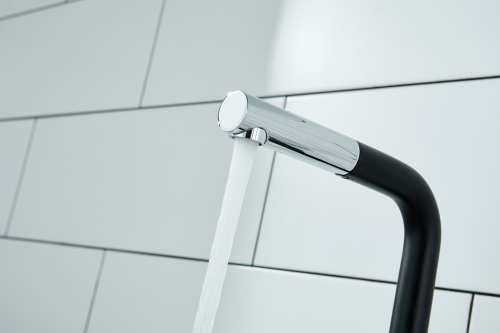 Смеситель для кухни Paulmark KASSEL Ka214311-401 на мойку черный/хром - фото 5